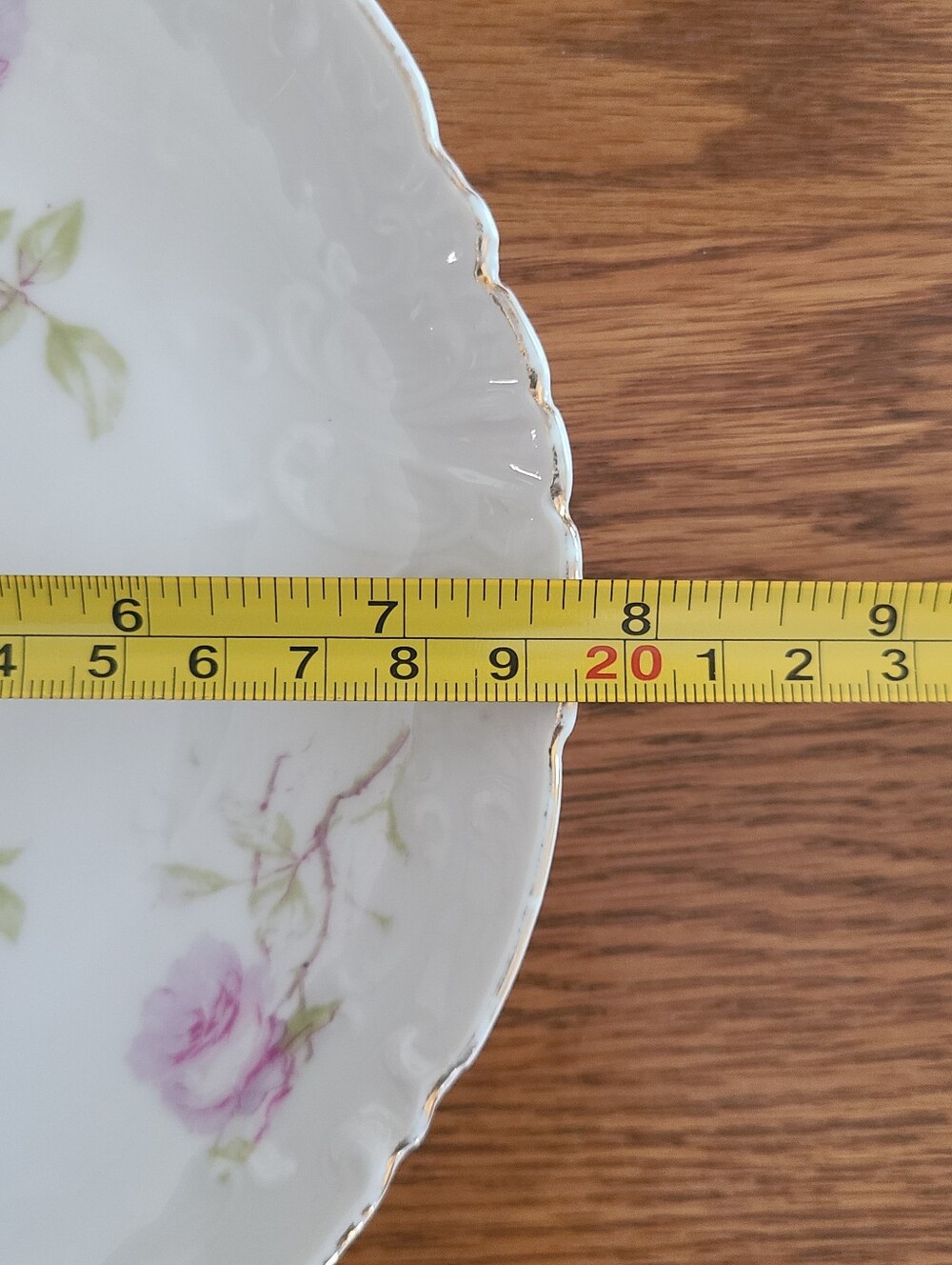 Vintage Haviland Limoges plate in the "Baltimore Rose" Patteen - Picture 3 of 3